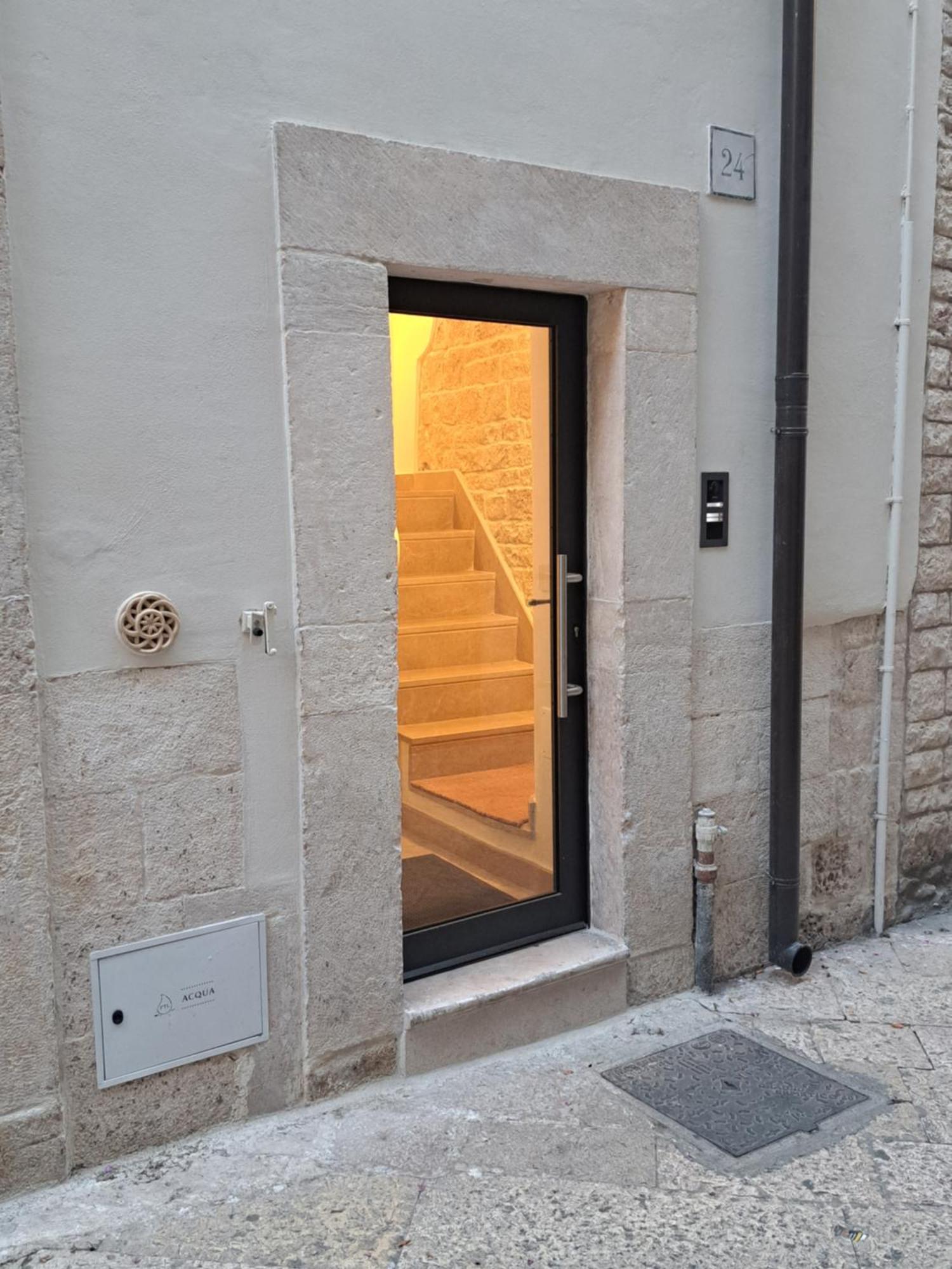 Ferienwohnung Palazzo Boccapianola Bari Exterior foto